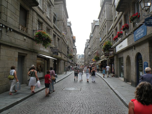  rue Broussais (jadis rue d'entre les deux marchés)
